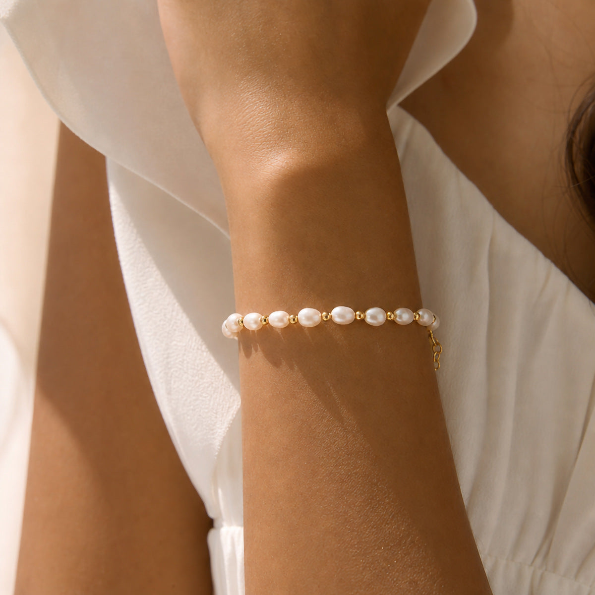 Baroque & Freshwater Pearl & Gold-Tone Beaded Bracelet