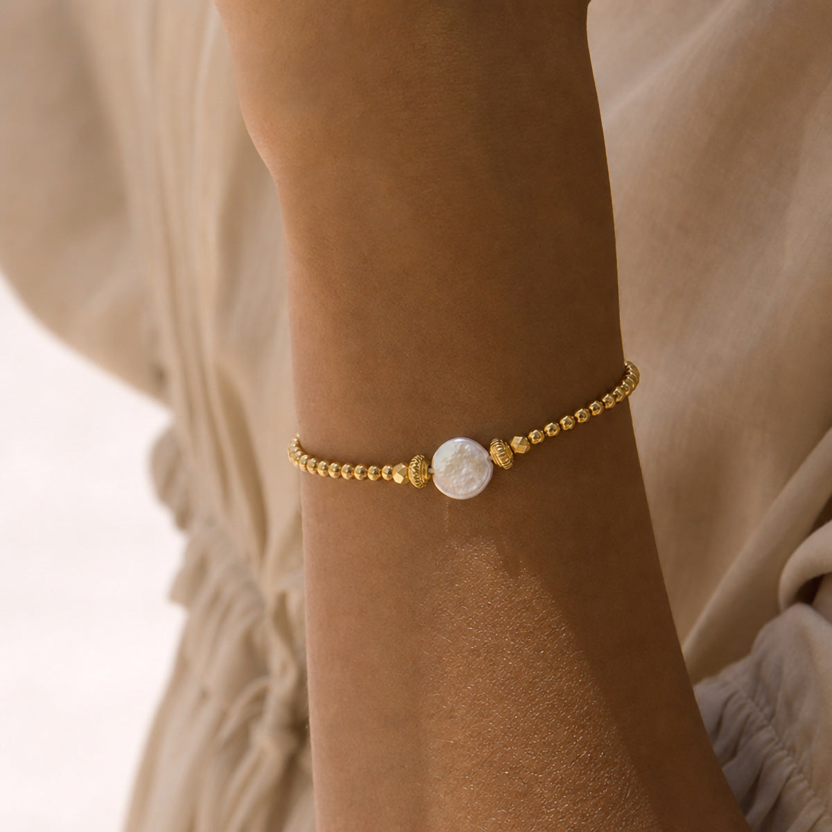 Baroque & Freshwater Pearl & Gold-Tone Beaded Bracelet