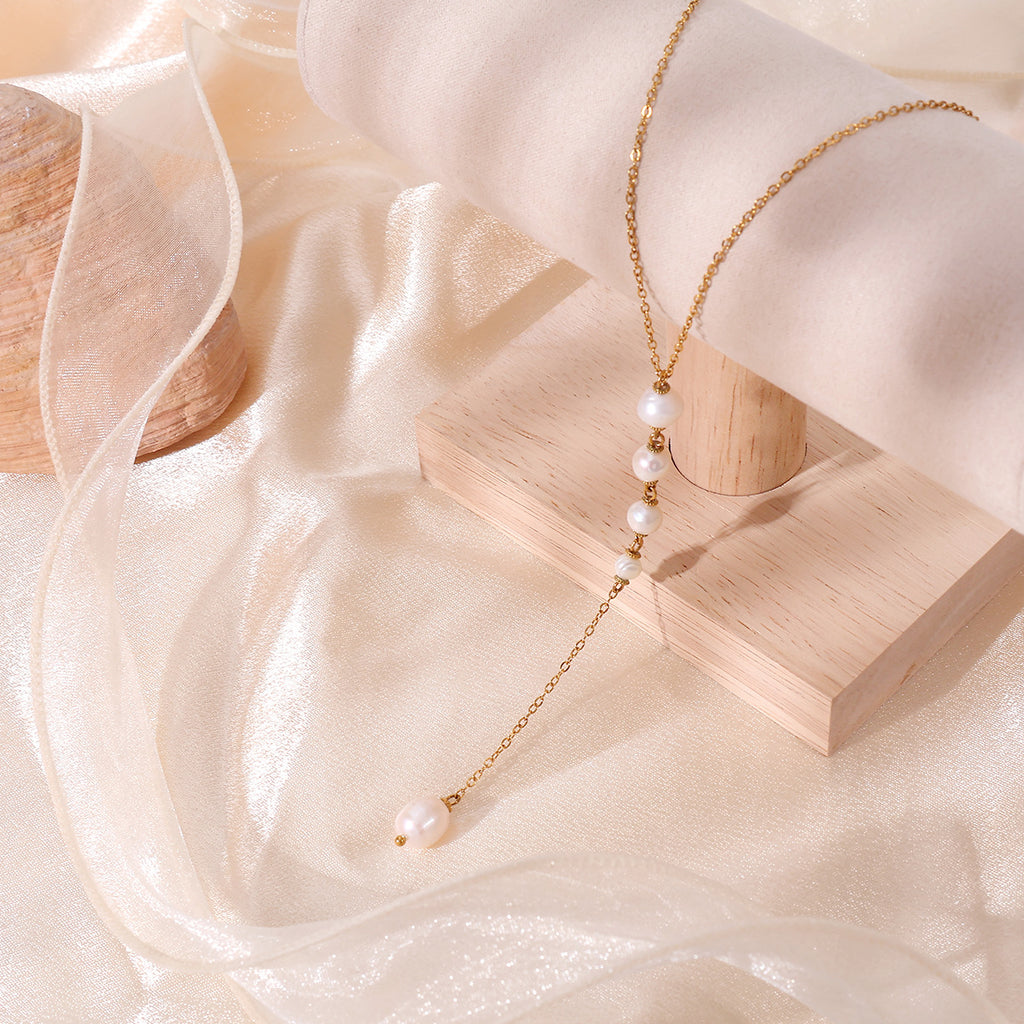 Freshwater Pearl Y-Drop Pendant Necklace