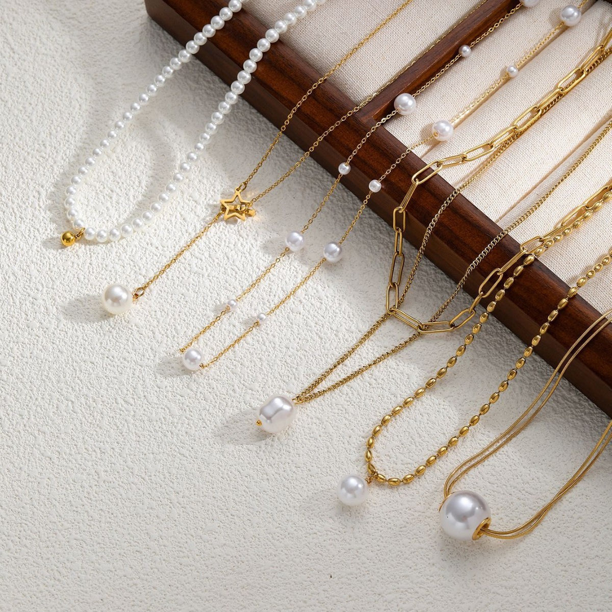 18K Gold-Plated Freshwater Pearl Pendant Necklace  Minimalist Everyday Jewellery
