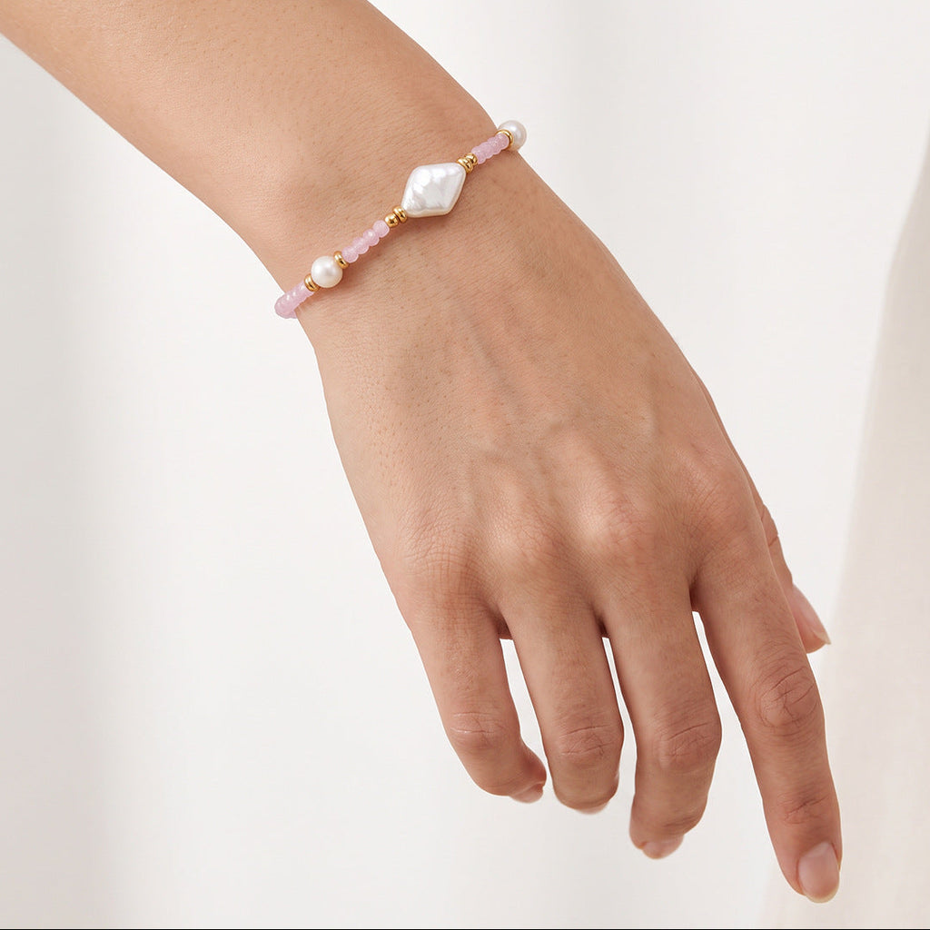 Freshwater pearl and faceted bead bracelet with gold-tone details